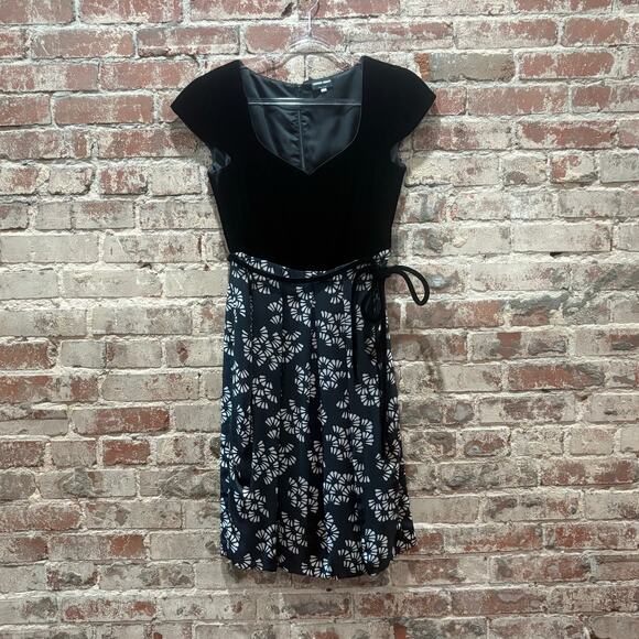 Giorgio Armani Dresses & Skirts - Giorgio Armani Black Velvet Floral Dress Size 44 or US Size 10